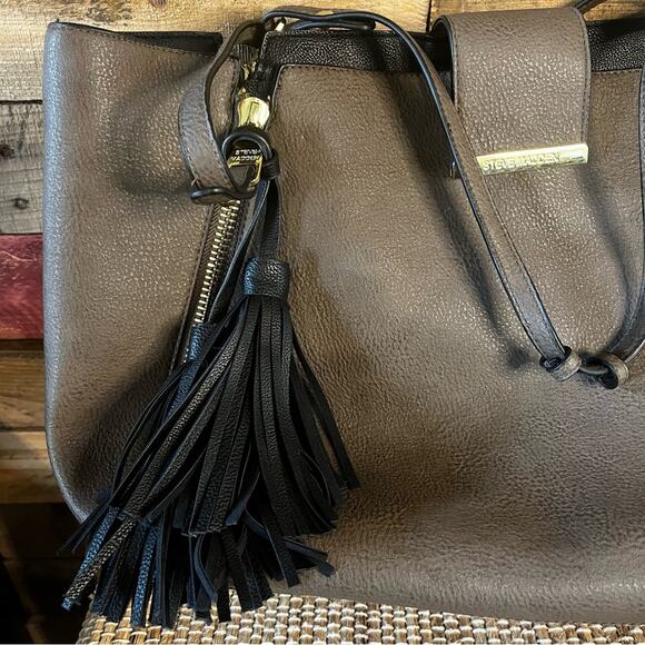 Steve Madden Taupe Tassel Tote Bag - Picture 9 of 12